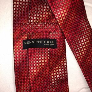 Men’s Kenneth Cole Hand made Imported Silk tie